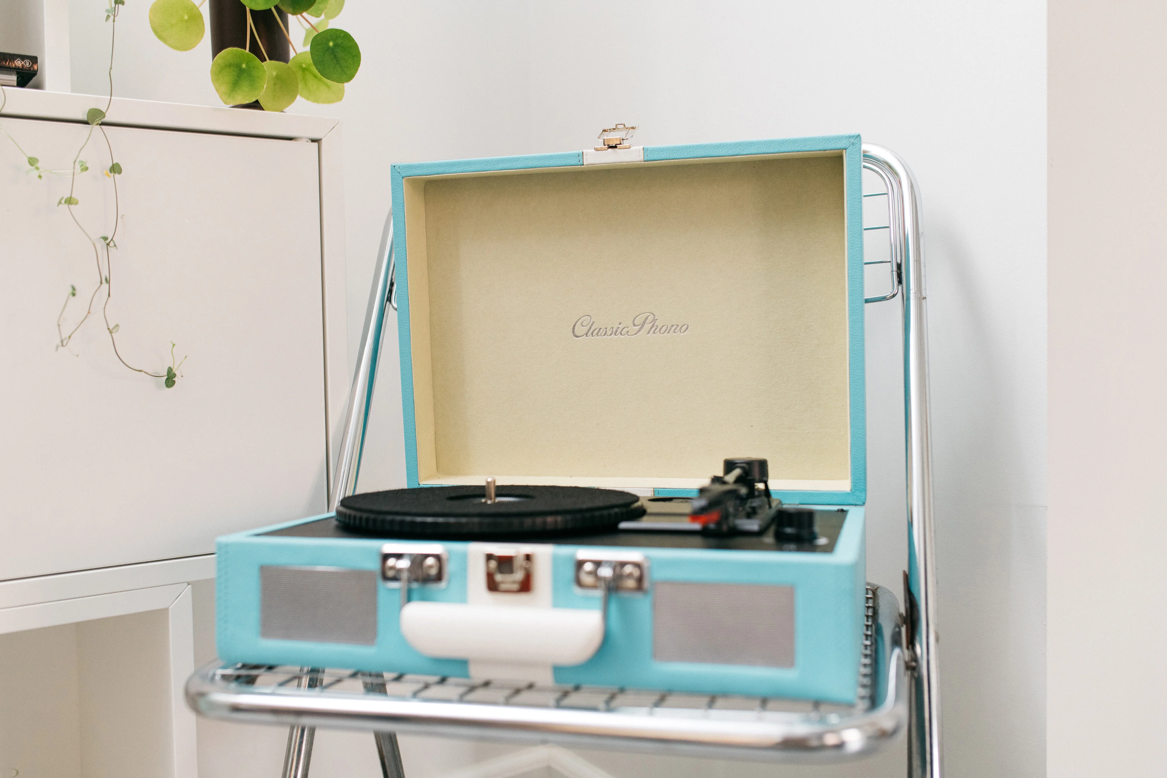 Classic Phono TT-110BUWH - Platine vinyle Bluetooth® avec haut-parleurs intégrés - Bleu Blanc - Image 8