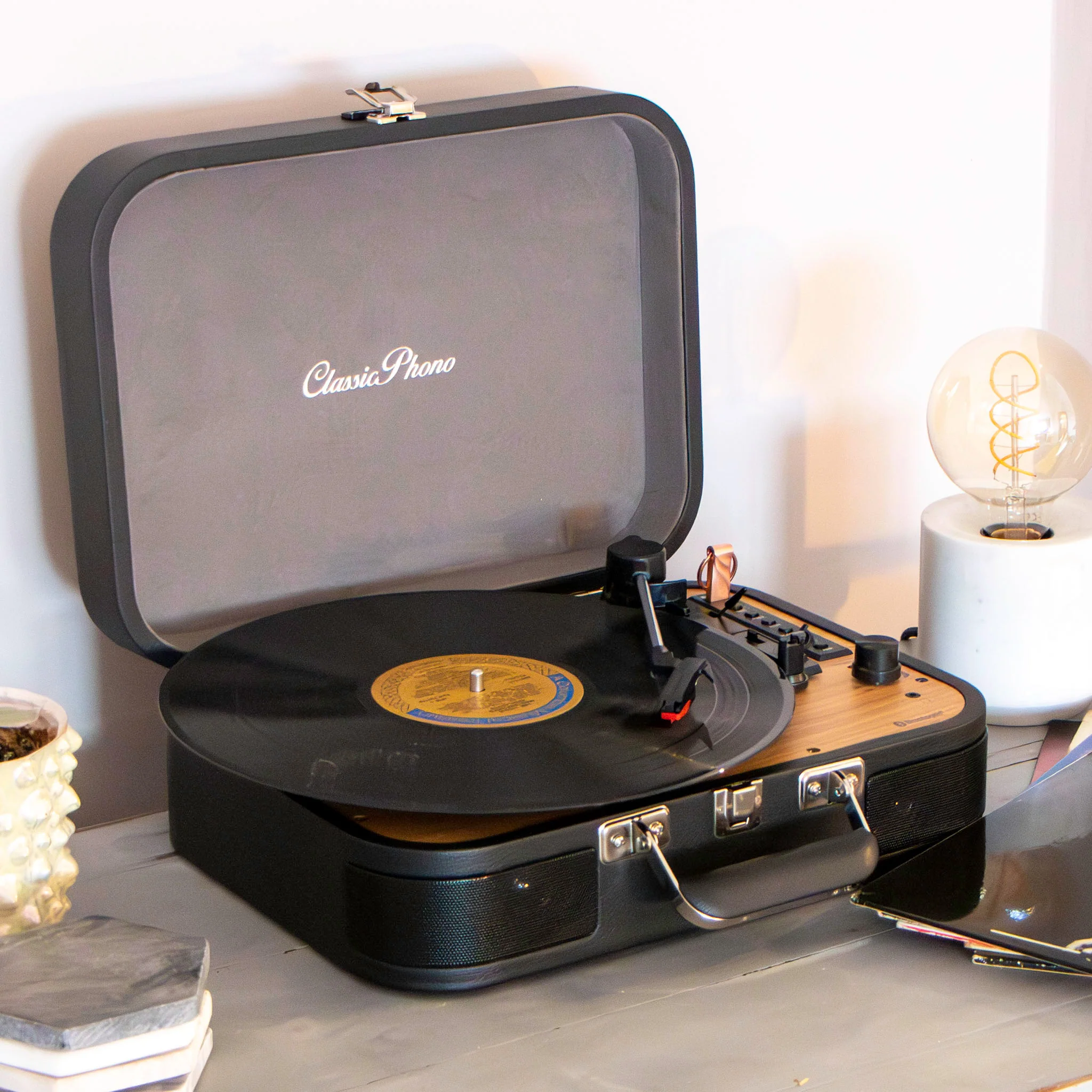 Classic Phono TT-116BK - Platine vinyle rétro Bluetooth® avec haut-parleurs intégrés - Noir - Image 15