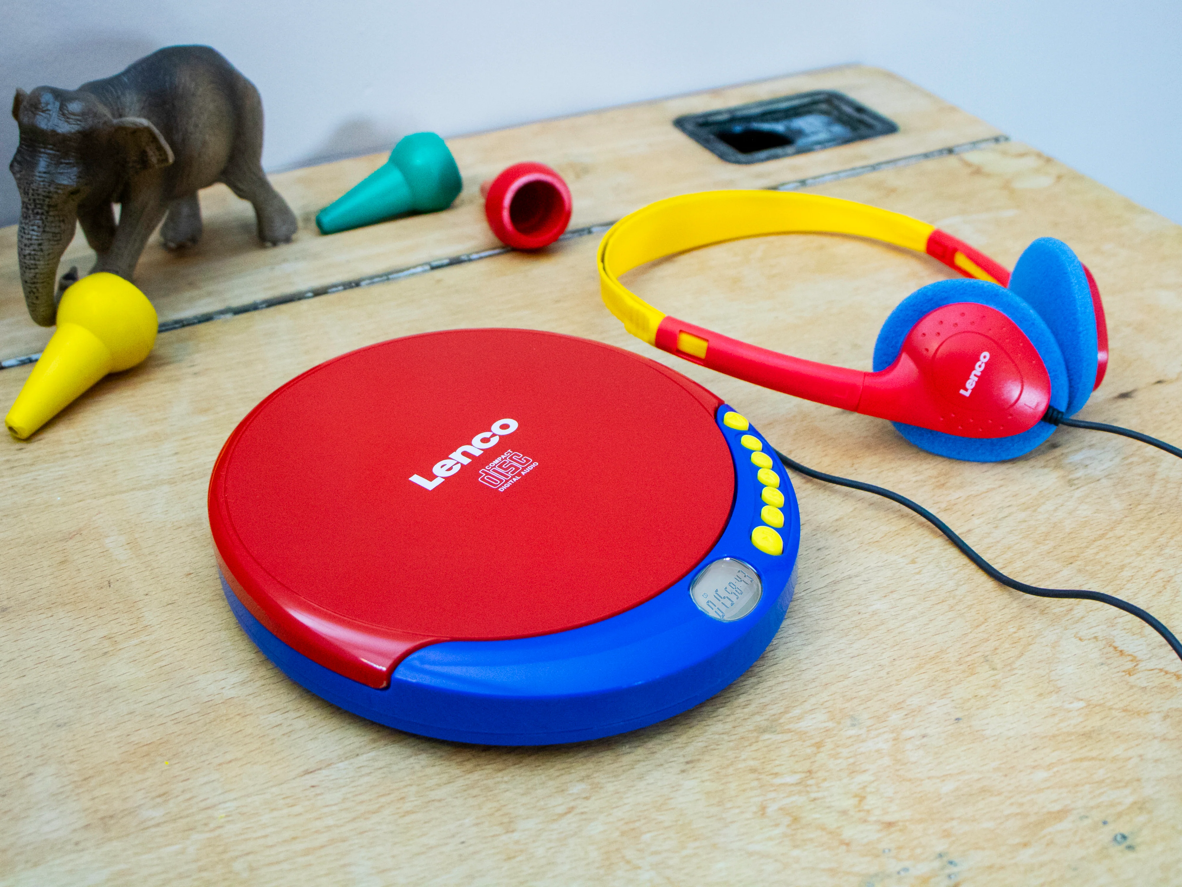 Lenco CD-021KIDS - Lecteur CD portable pour enfants avec casque, piles rechargeables et limiteur de son intégré - Multicolore - Image 9