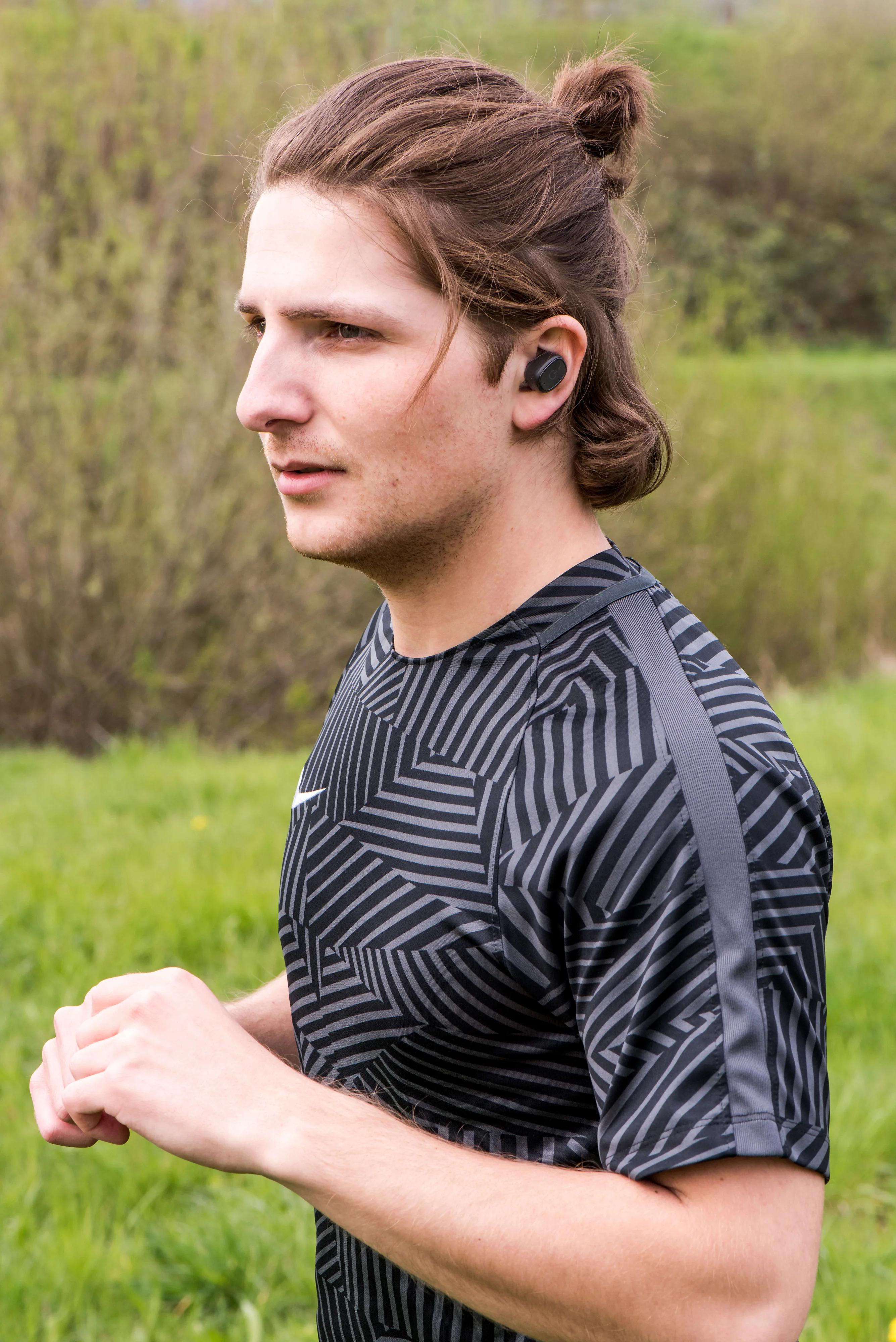 Lenco EPB-440BK - Ecouteurs Bluetooth® intra-auriculaires étanches avec station de chargement - Noir - Image 10