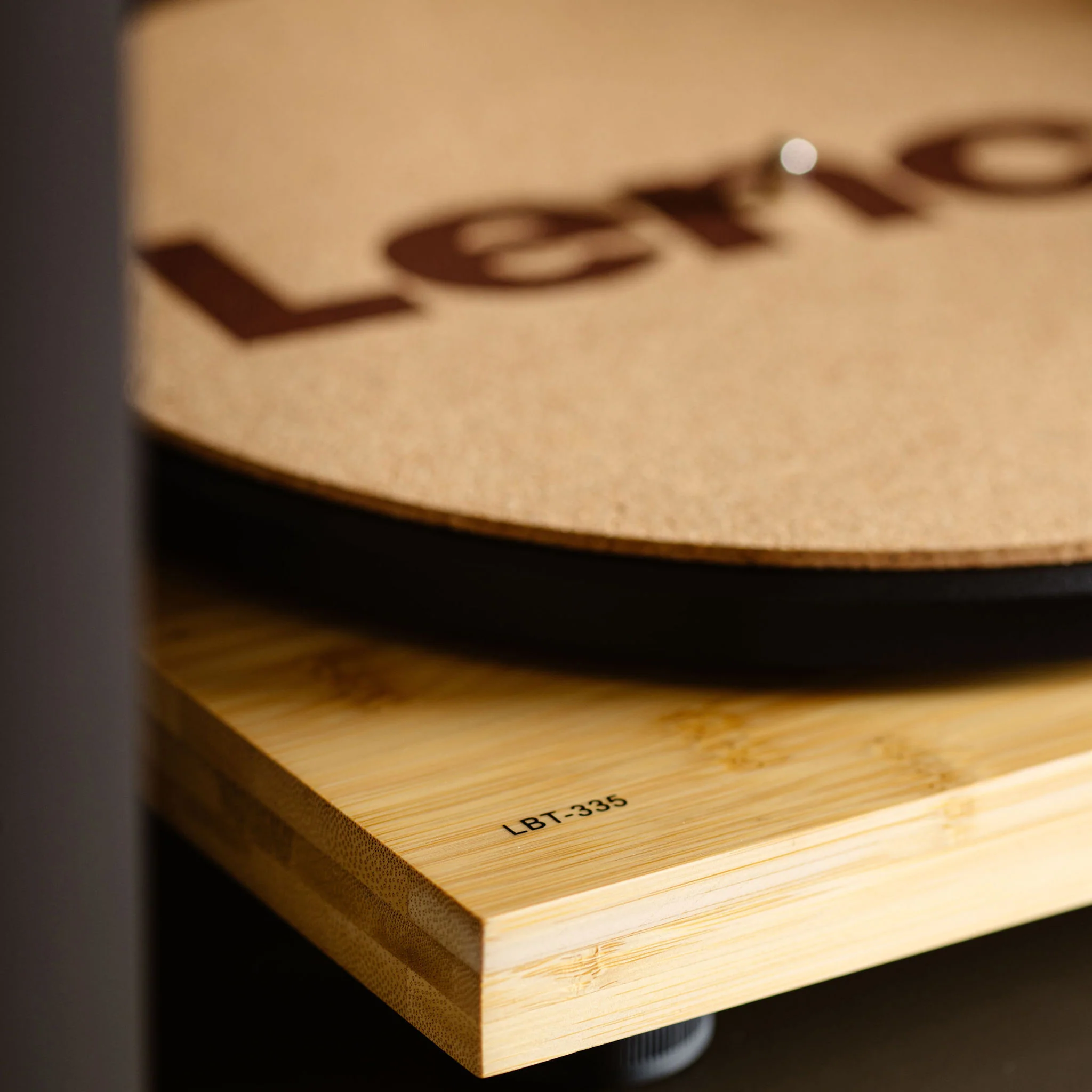 LENCO LBT-335BA - Platine vinyle avec Bluetooth® et cellule Ortofon 2M Red - Bambou - Image 19