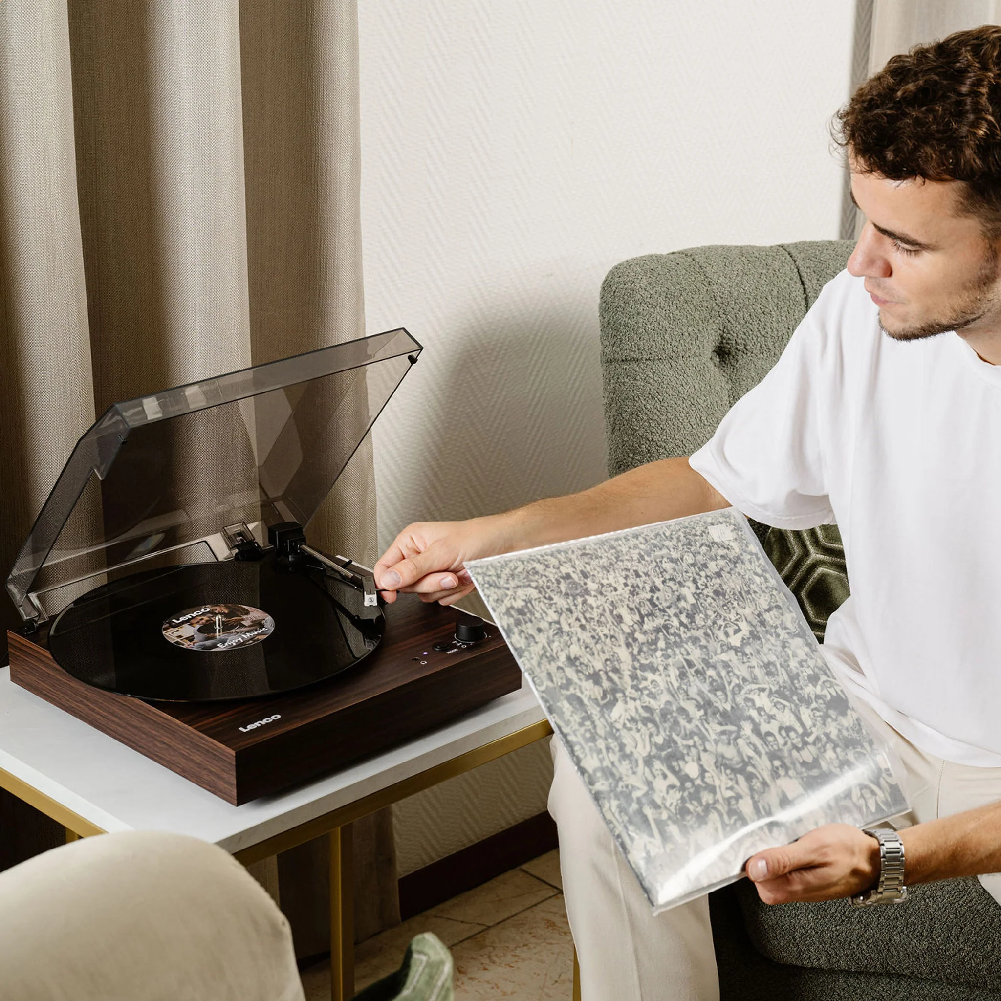 Lenco LS-15WD - Platine vinyle avec Bluetooth®, deux haut-parleurs intégrés et cellule AT3600L - Bois - Image 20