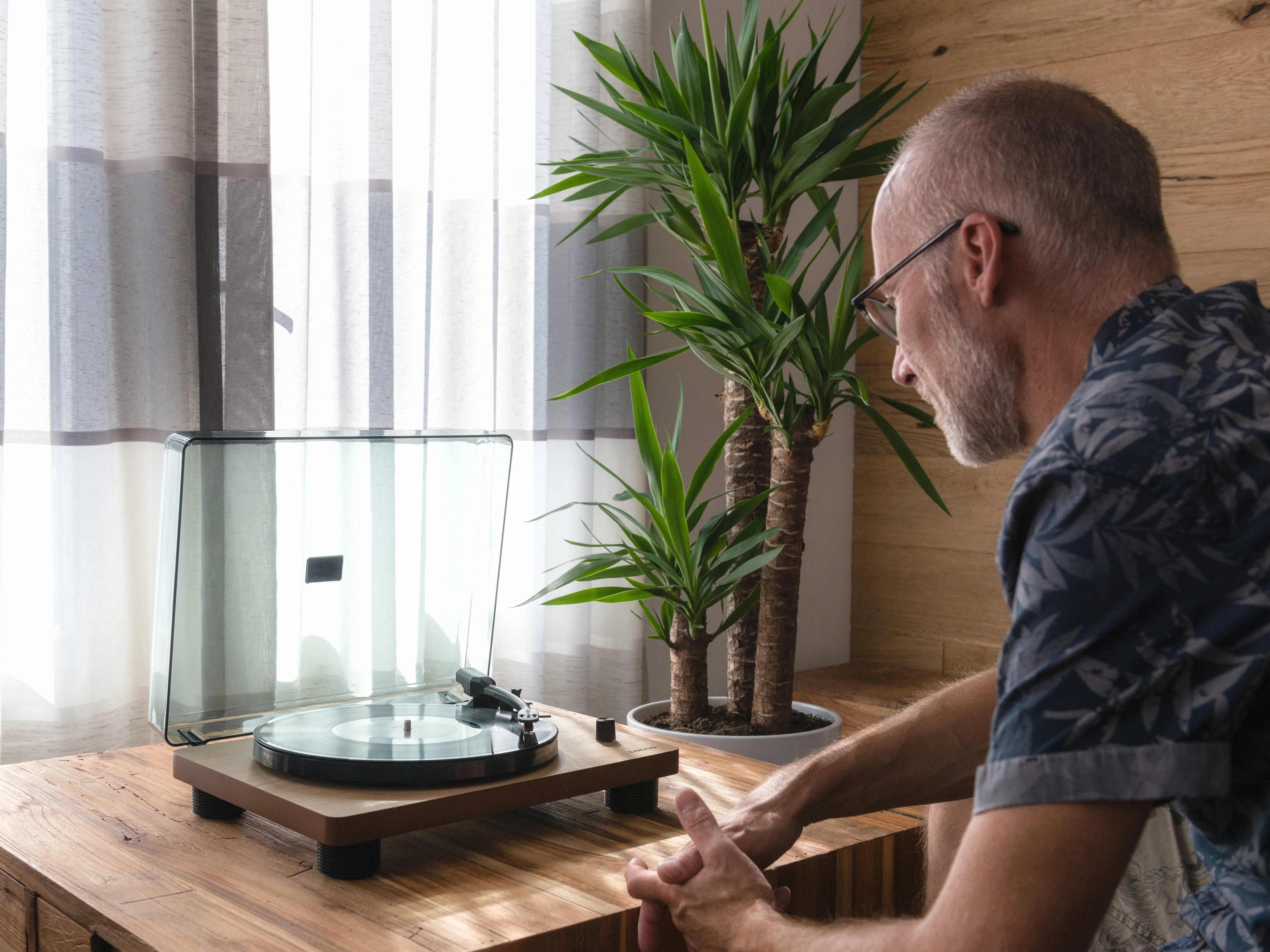 Lenco LS-50WD - platine avec haut-parleurs intégrés et encodage USB - Bois - Image 15