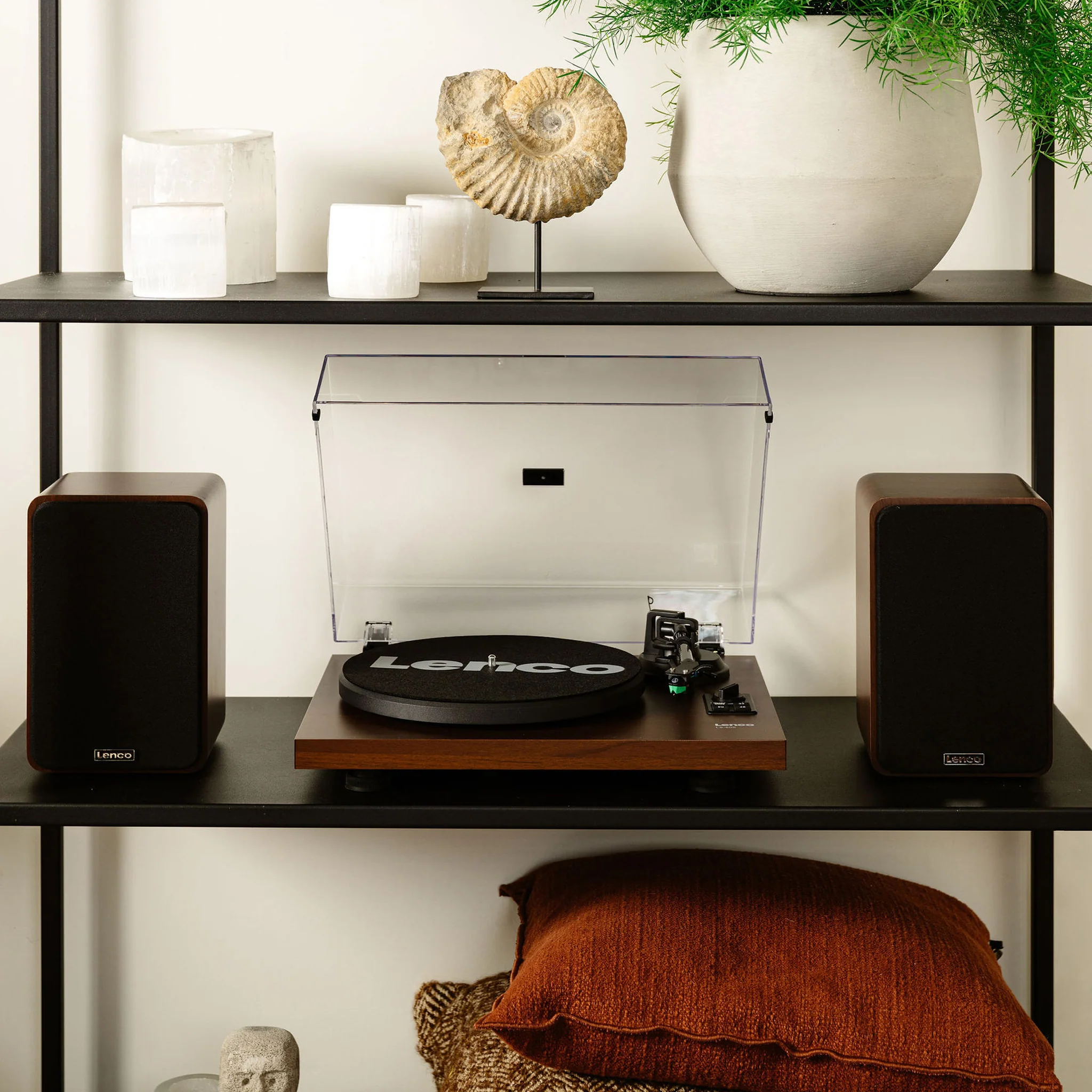 Lenco LS-600WA -Tourne-disque avec amplificateur intégré et Bluetooth® plus 2 haut-parleurs externes - Noyer - Image 27