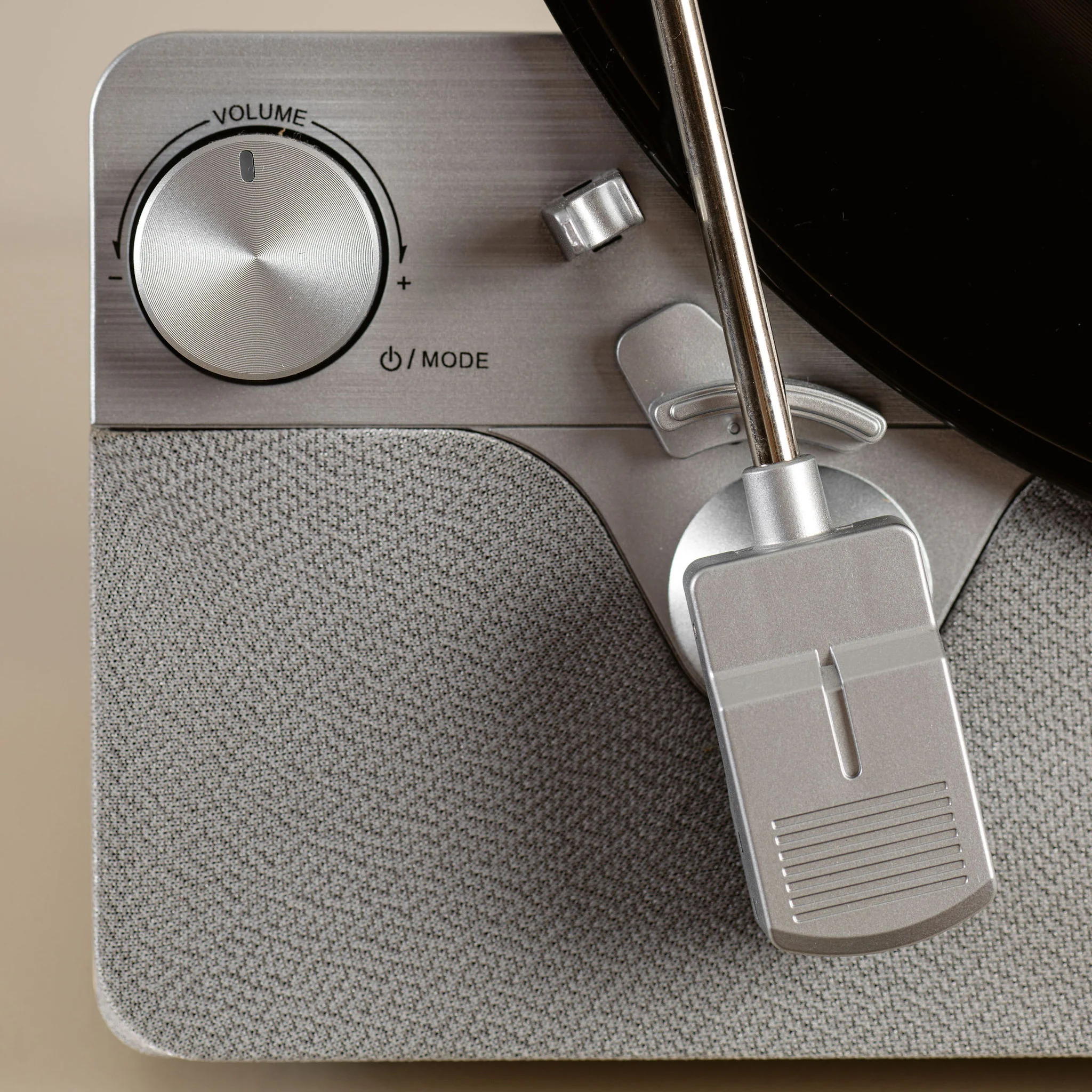 Lenco LSA-071SI - Platine vinyle verticale entièrement automatique avec haut-parleurs intégrés et Bluetooth® - Argent - Image 9