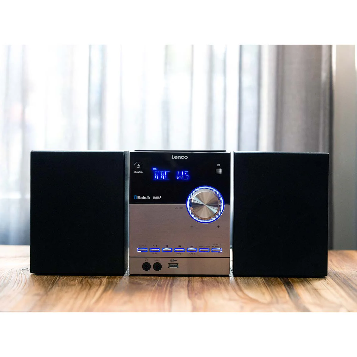 Lenco MC-150 - Chaîne stéréo avec radio DAB+/FM, lecteur CD, connexion Bluetooth® et prise USB - Noir - Image 3