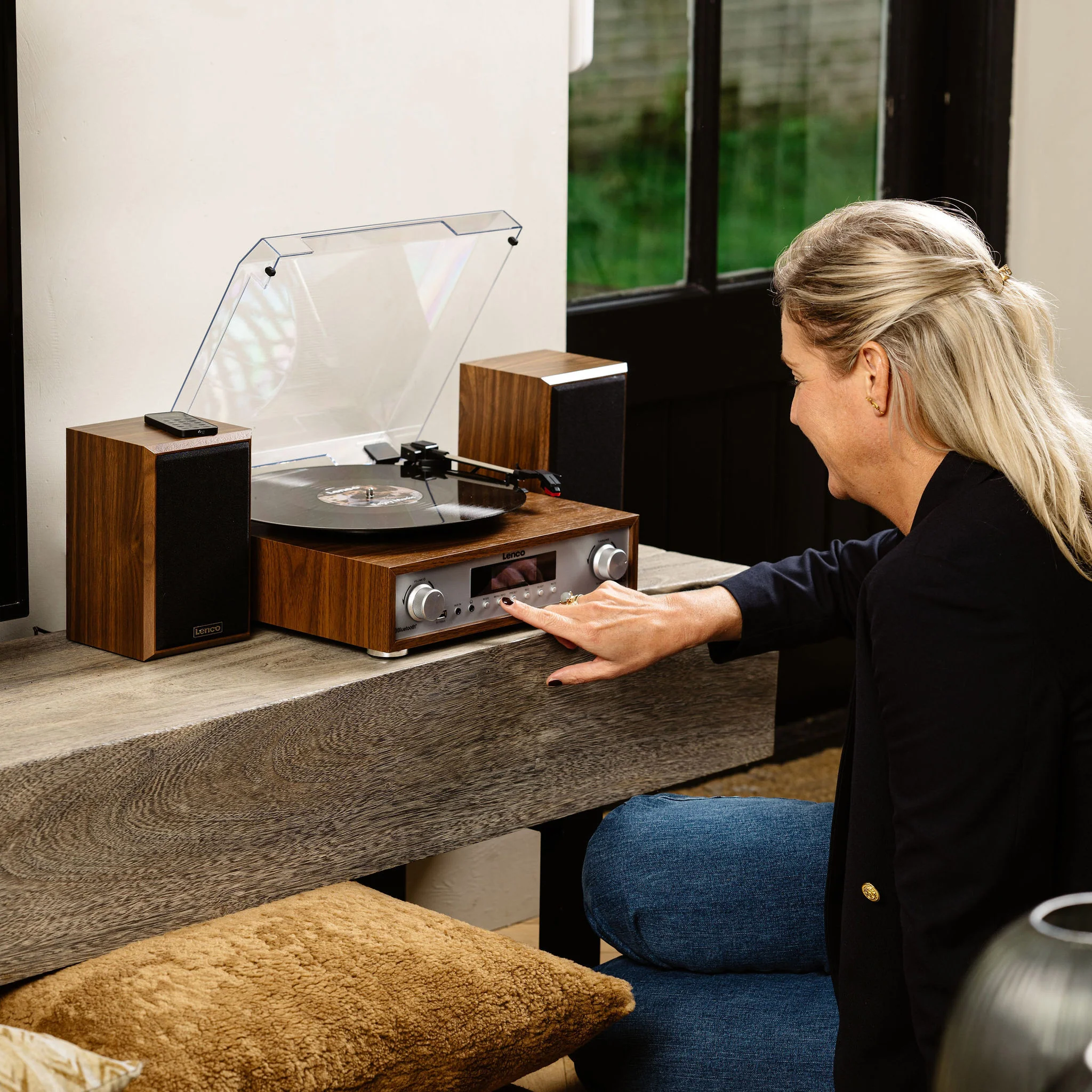 Lenco MC-160WD - Ensemble stéréo HiFi avec platine vinyle, radio DAB+/FM et Bluetooth® - Bois - Image 10