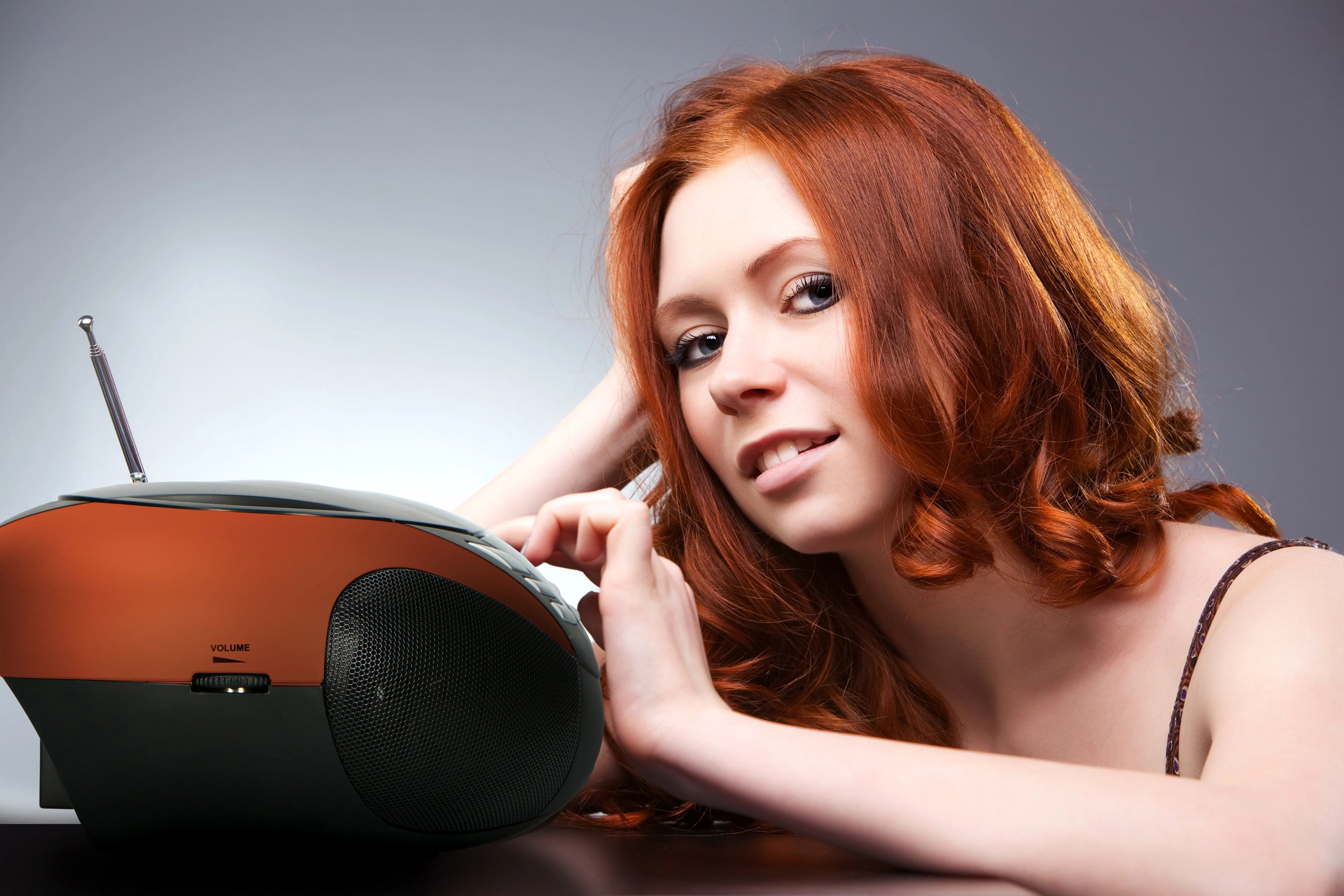 Lenco SCD-37 USB Orange - Radio FM et lecteur CD/USB portable - Orange - Image 12