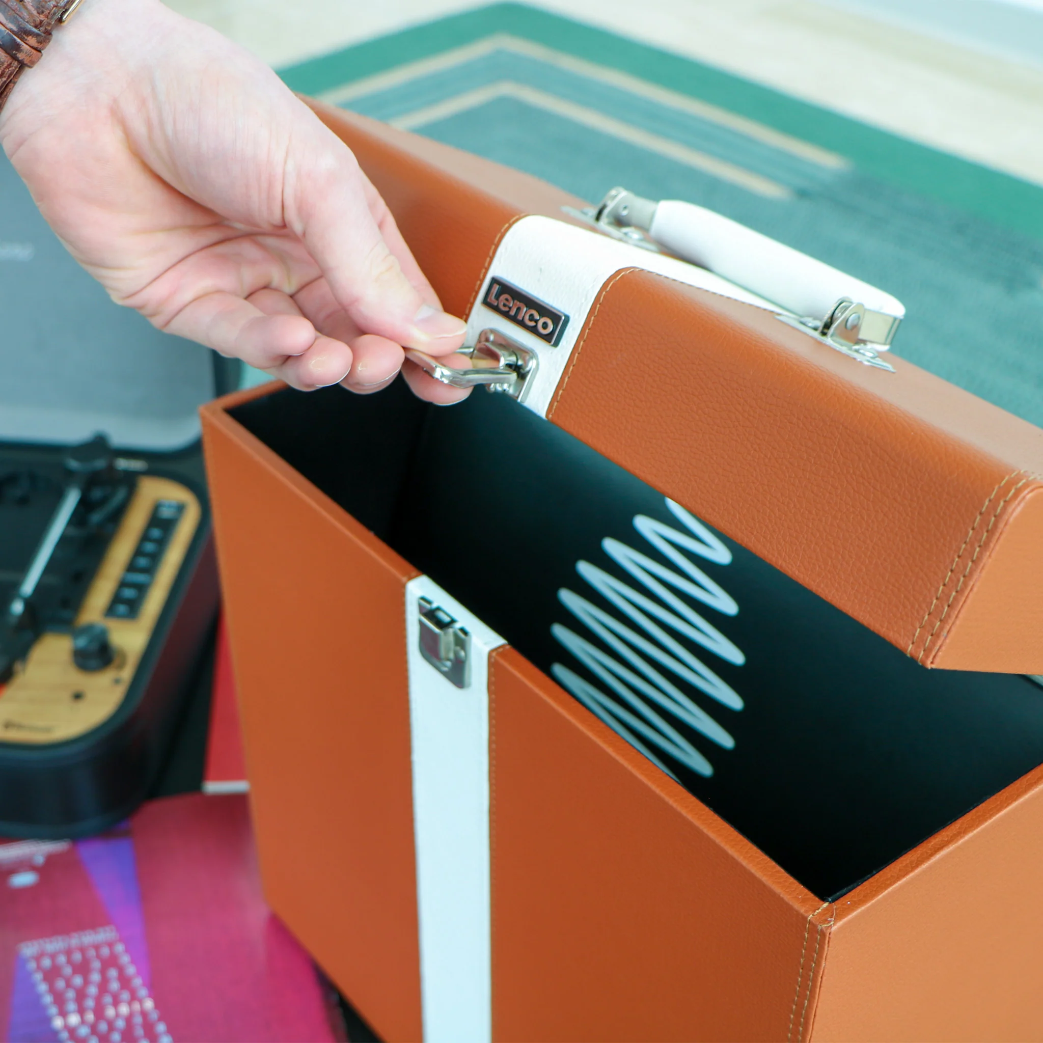 Lenco TTA-301BNWH - Valise de rangement pour max. 30 vinyles - Image 10