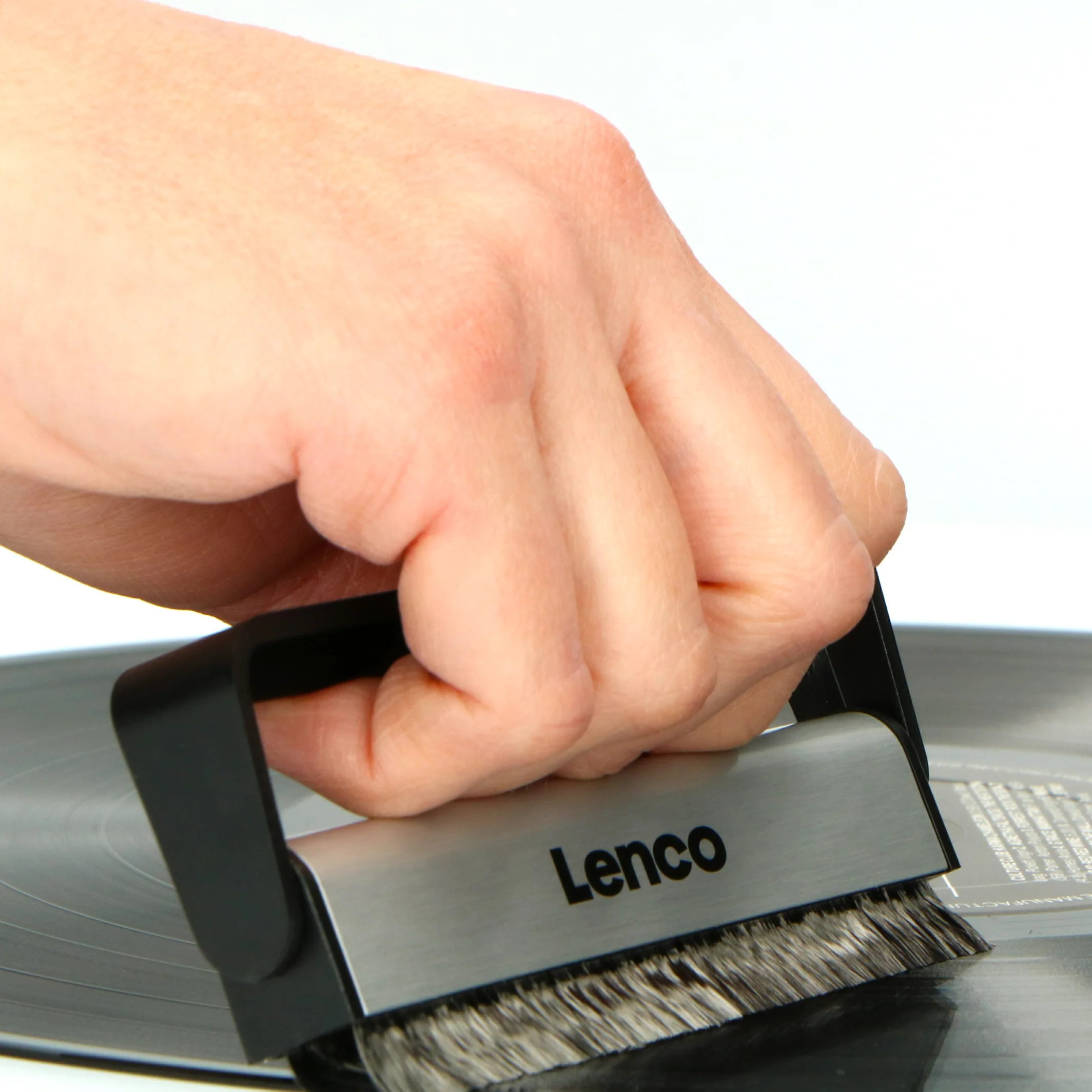 Lenco TTA-3IN1 - Brosse de nett. pour disques en fibre de carbon - Image 6
