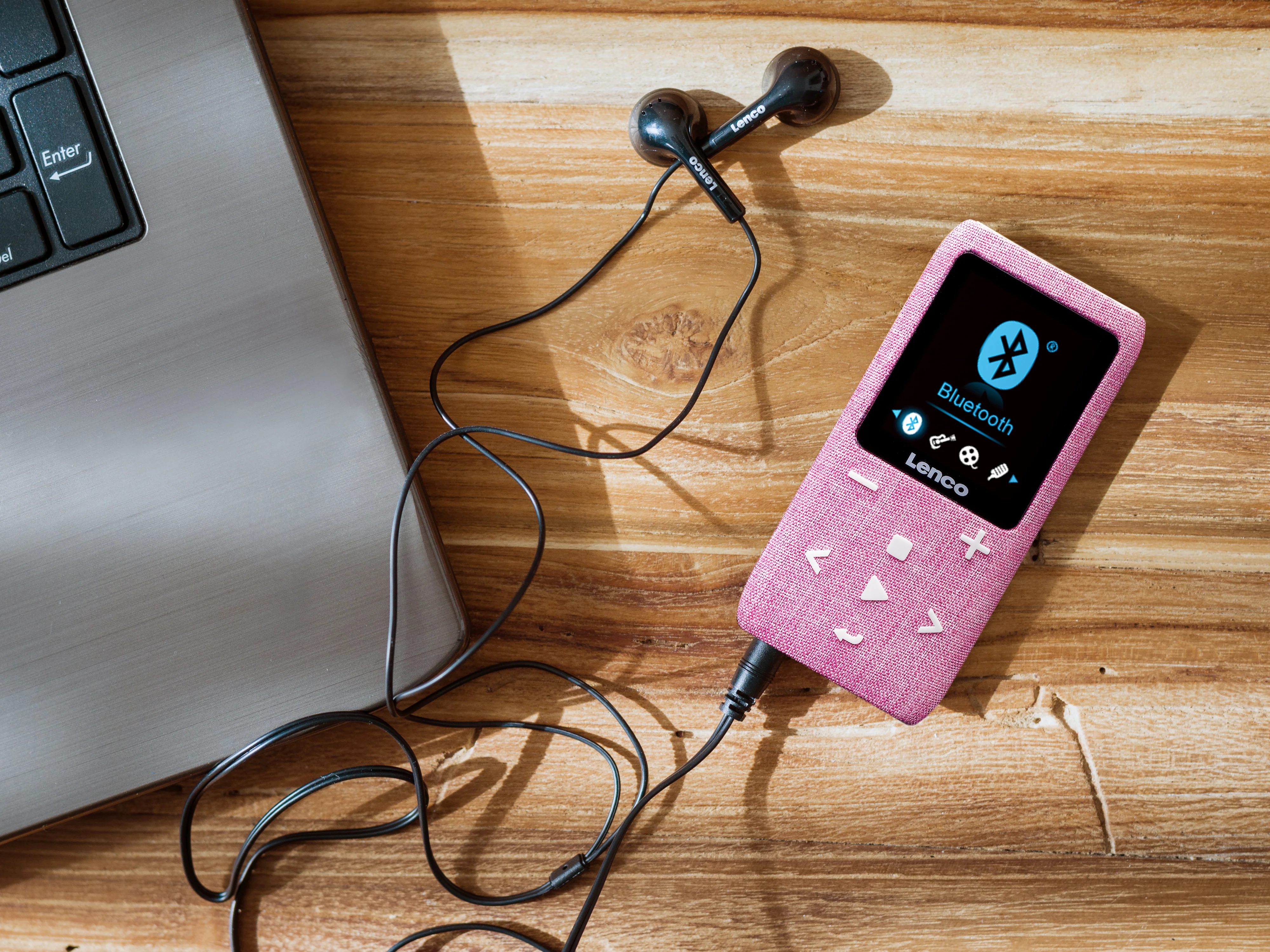 Lenco Xemio-861PK - Lecteur MP3/MP4 avec Bluetooth® et carte micro SD de 8 Go - Rose - Image 9